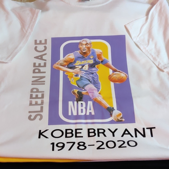 Kobe Bryant Tee Shirts - Picture 1 of 3